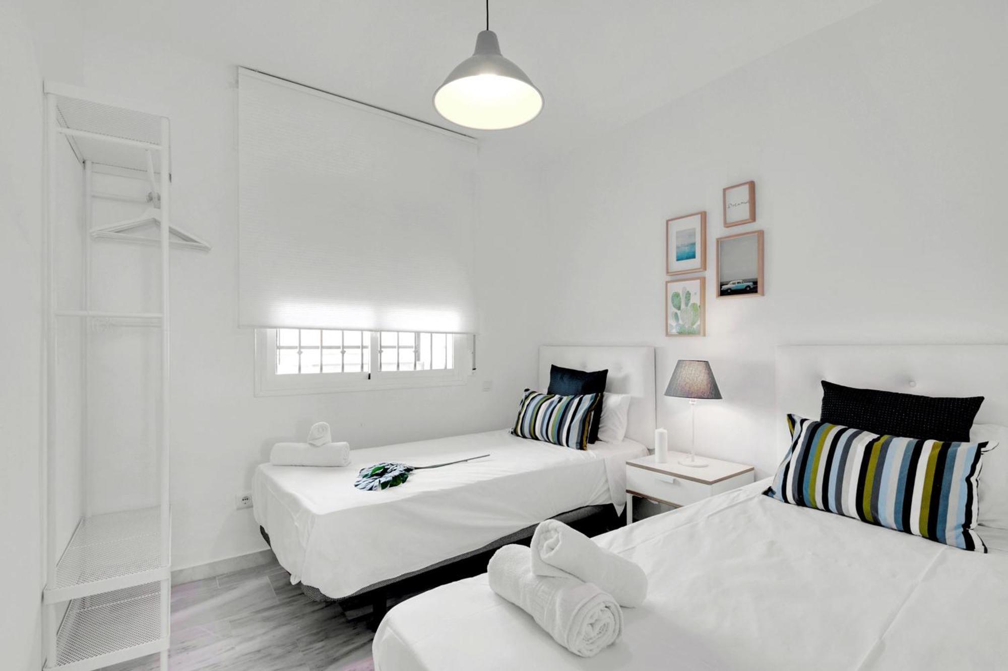 מאלגה Del Parque Flats - Golf & Beach Terrace מראה חיצוני תמונה