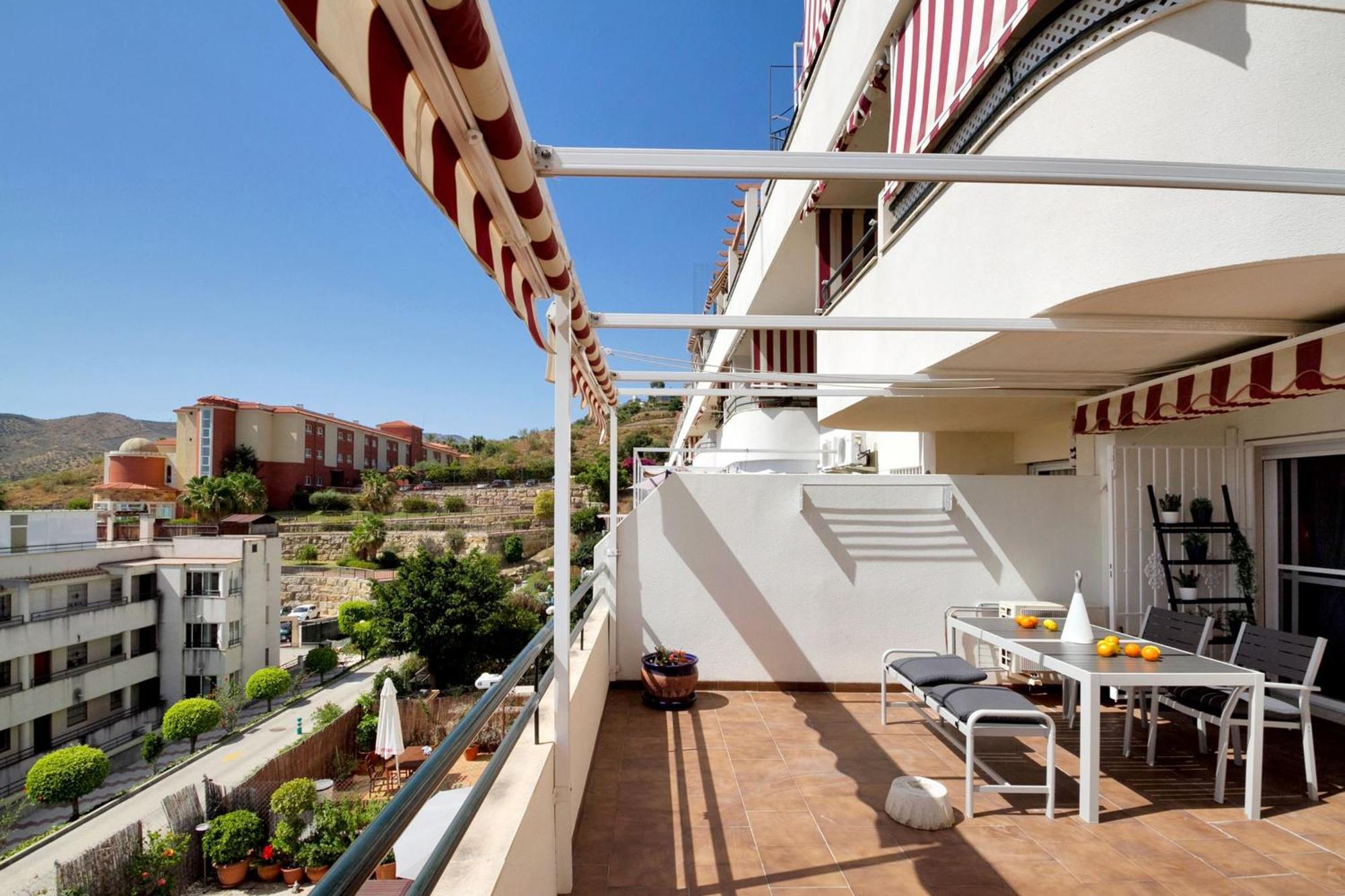 מאלגה Del Parque Flats - Golf & Beach Terrace מראה חיצוני תמונה